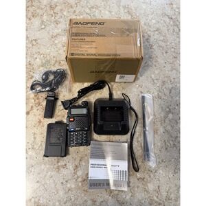 Baofeng UV-5R Dual Band‎ FM Transceiver Handheld Radio 5W VHF UHF Black Kit
